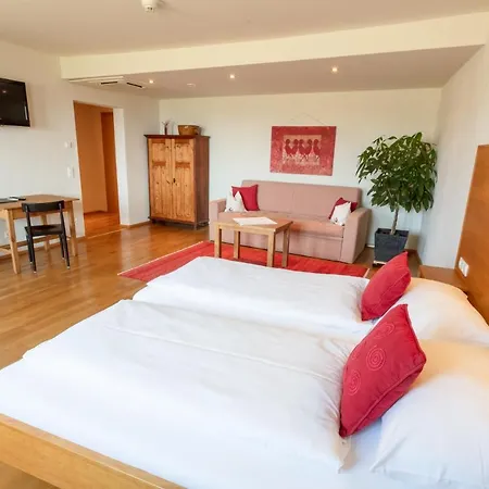 Wein-Gut Hutter Guest house